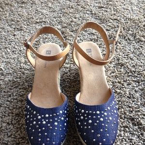 Whie Mountain Espadrilles Size 8.5